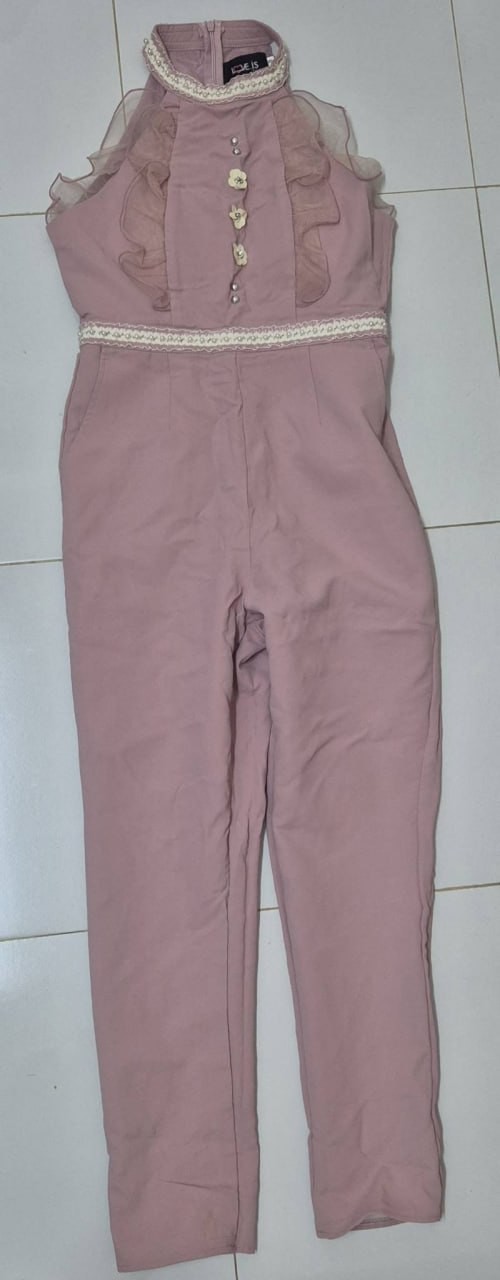 B596895
