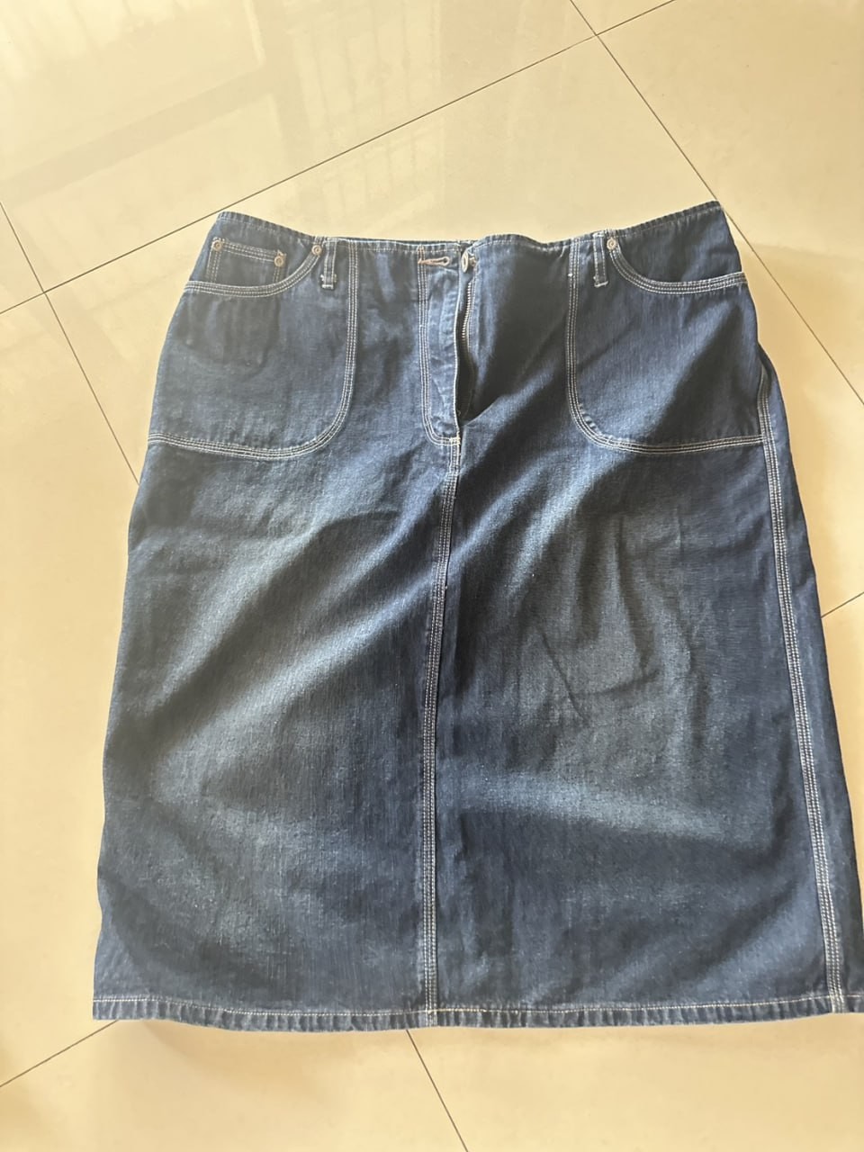 B4-0021
