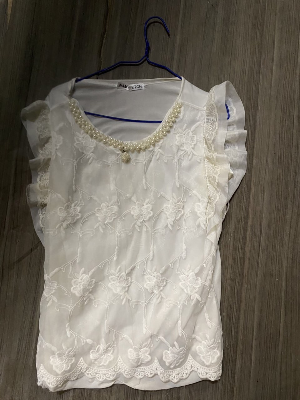 AA625228